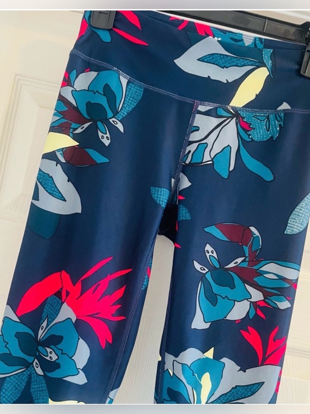 JoyLab Tropical Performance Leggins - Picture 3 of 6